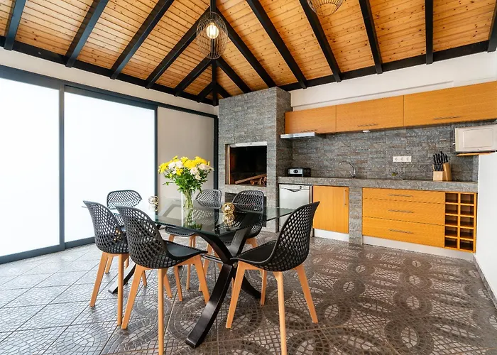 Melblue * Estreito Da Calheta